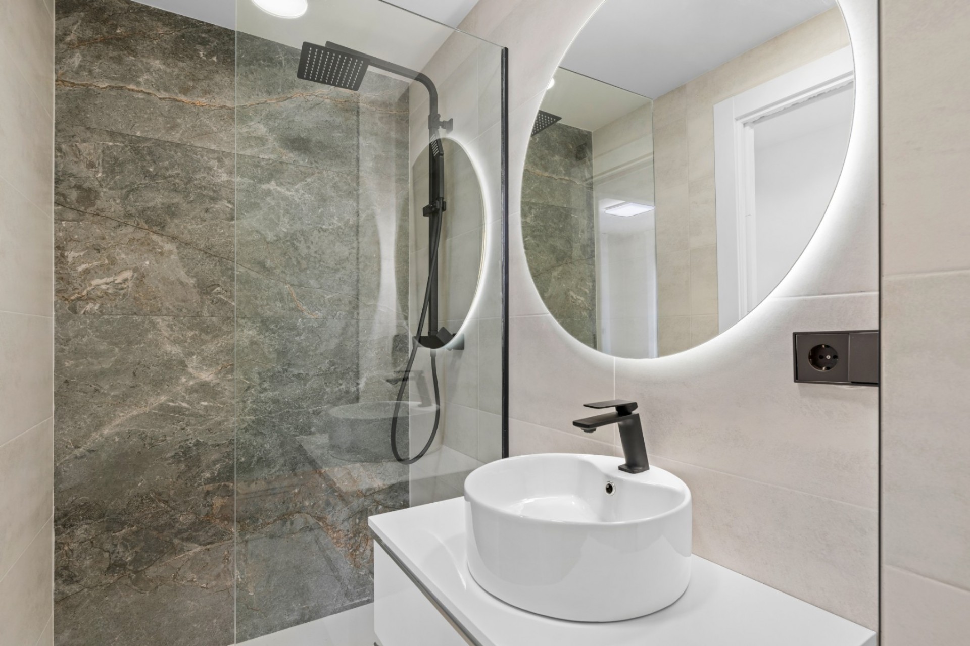 Re-Sale - Semi Detached Villa - Torre de La Horadada - Torre de La Horadada - Town