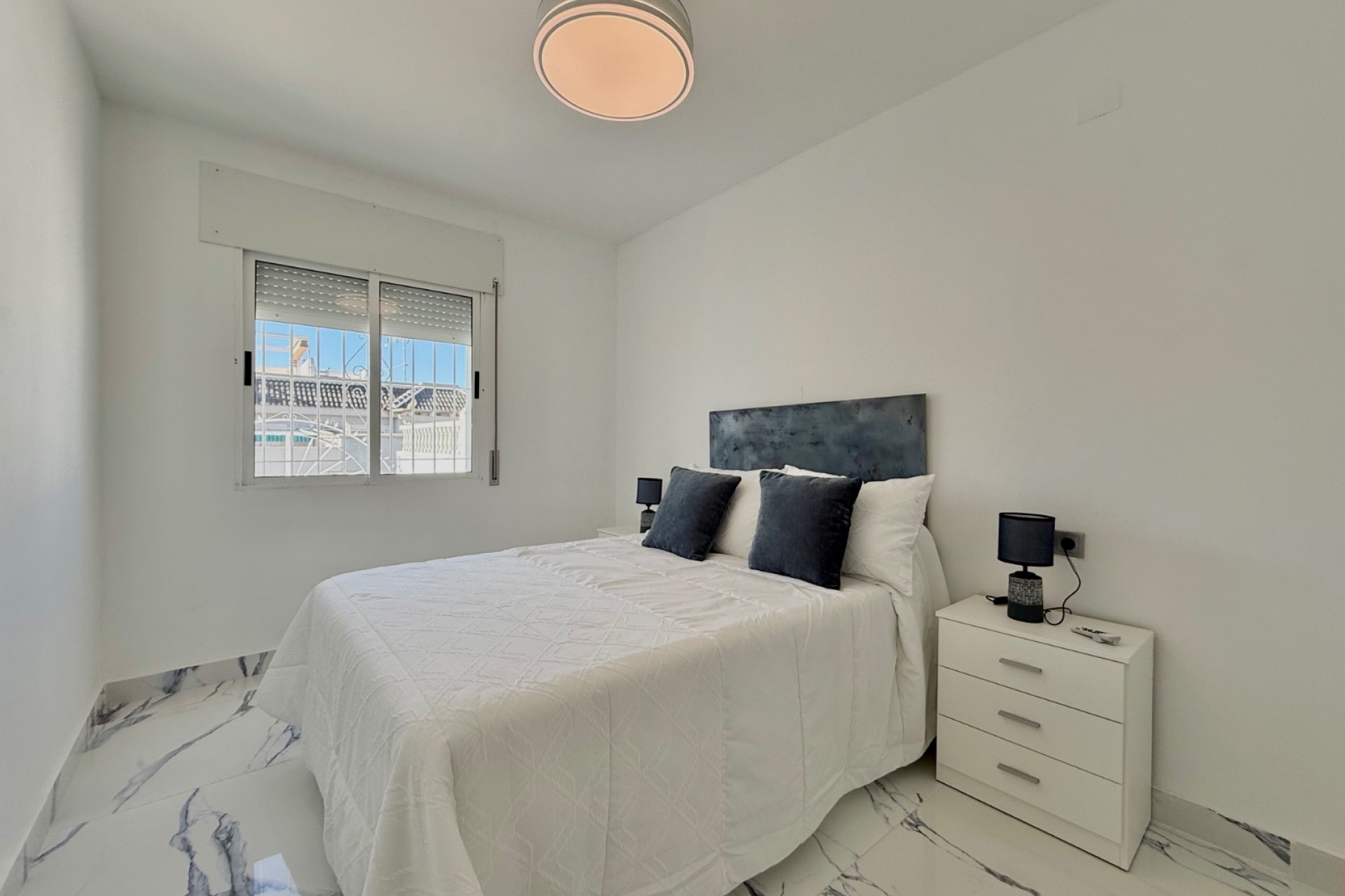 Re-Sale - Semi Detached Villa - Torrevieja - El Chaparral