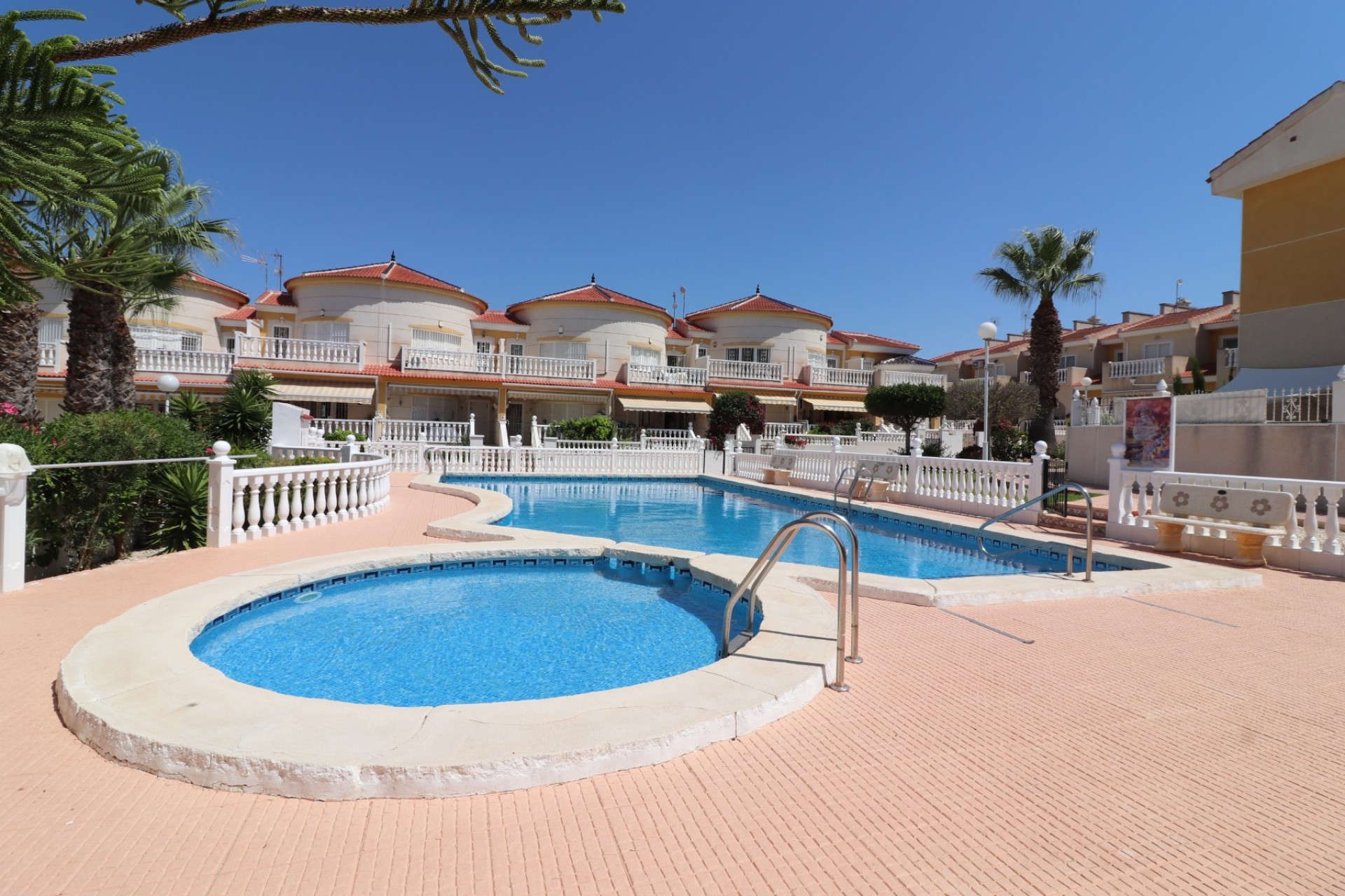 Re-Sale - Townhouse - Benijofar - Monte Azul