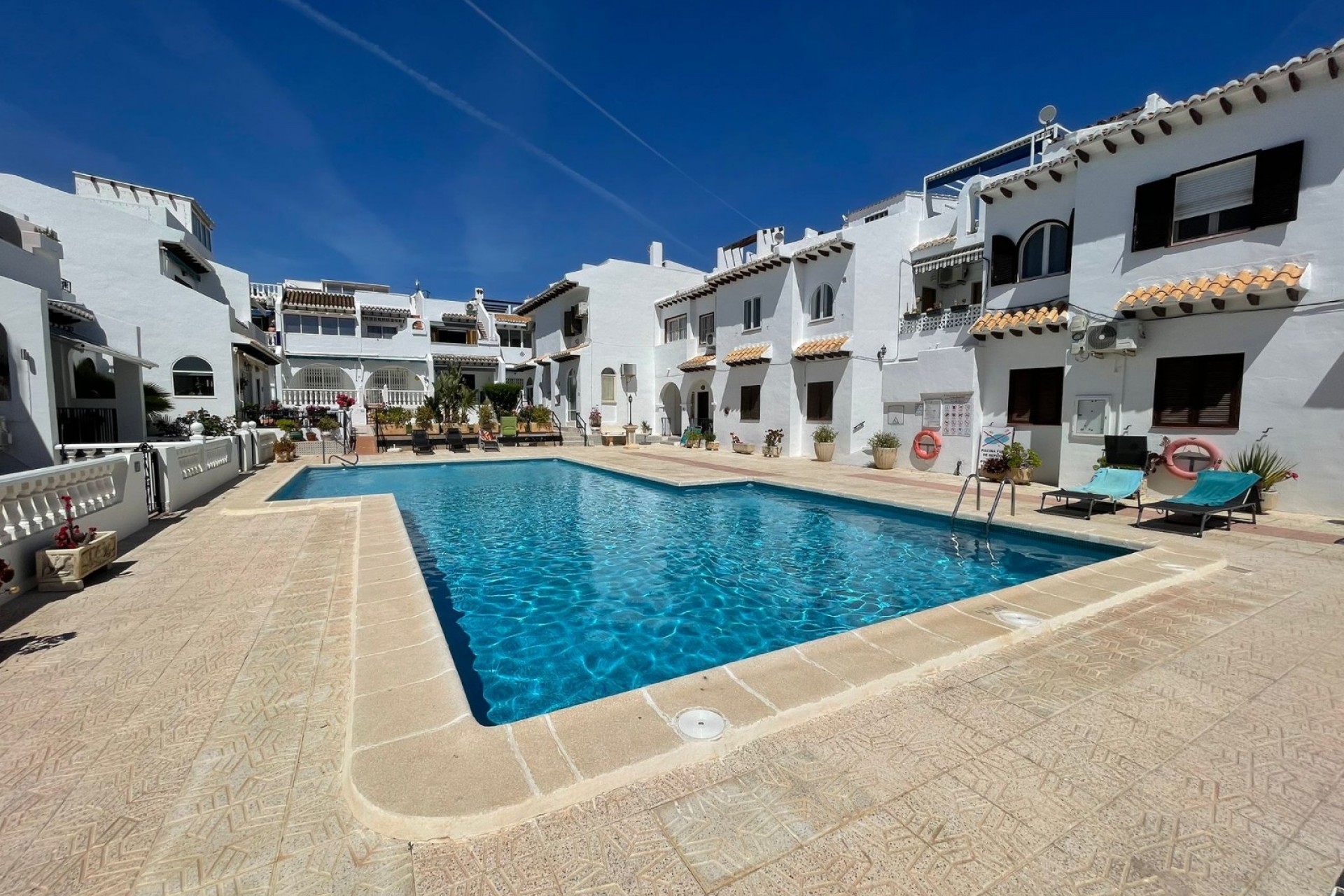 Re-Sale - Townhouse - Ciudad Quesada - Altos de Quesada