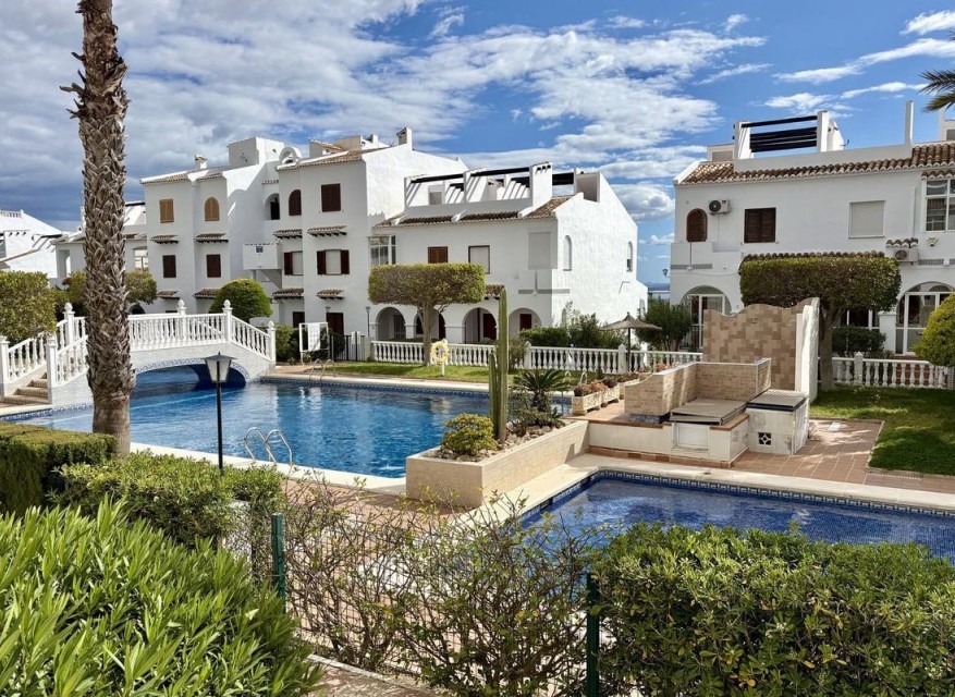 Re-Sale - Townhouse - Ciudad Quesada - Altos de Quesada