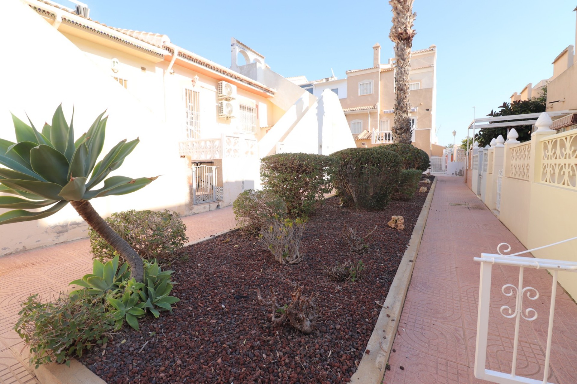 Re-Sale - Townhouse - Ciudad Quesada - Doña Pepa