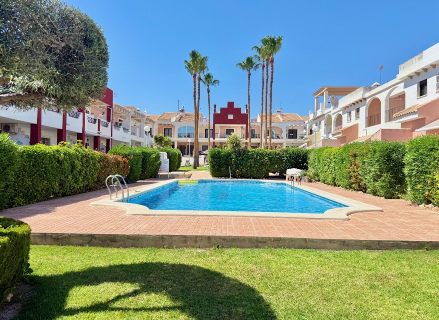 Re-Sale - Townhouse - Ciudad Quesada - Doña Pepa