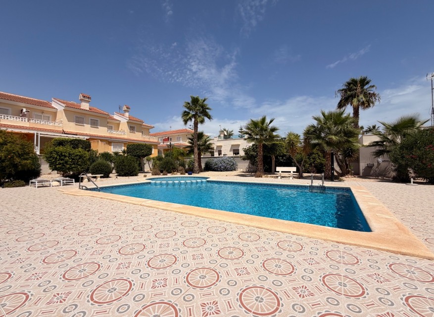 Re-Sale - Townhouse - Ciudad Quesada - Doña Pepa