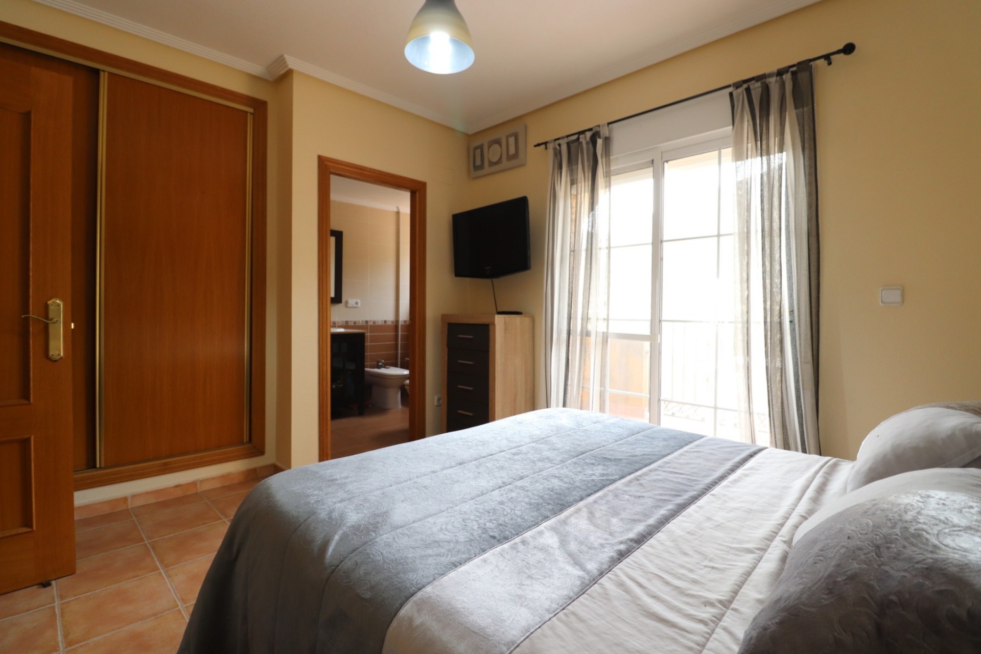 Re-Sale - Townhouse - Cox - Cox - Country