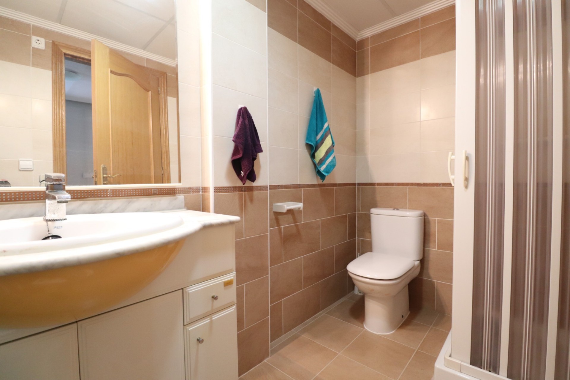 Re-Sale - Townhouse - Cox - Cox - Country