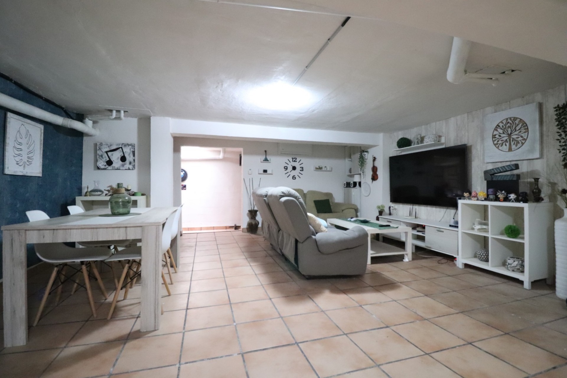 Re-Sale - Townhouse - Cox - Cox - Country