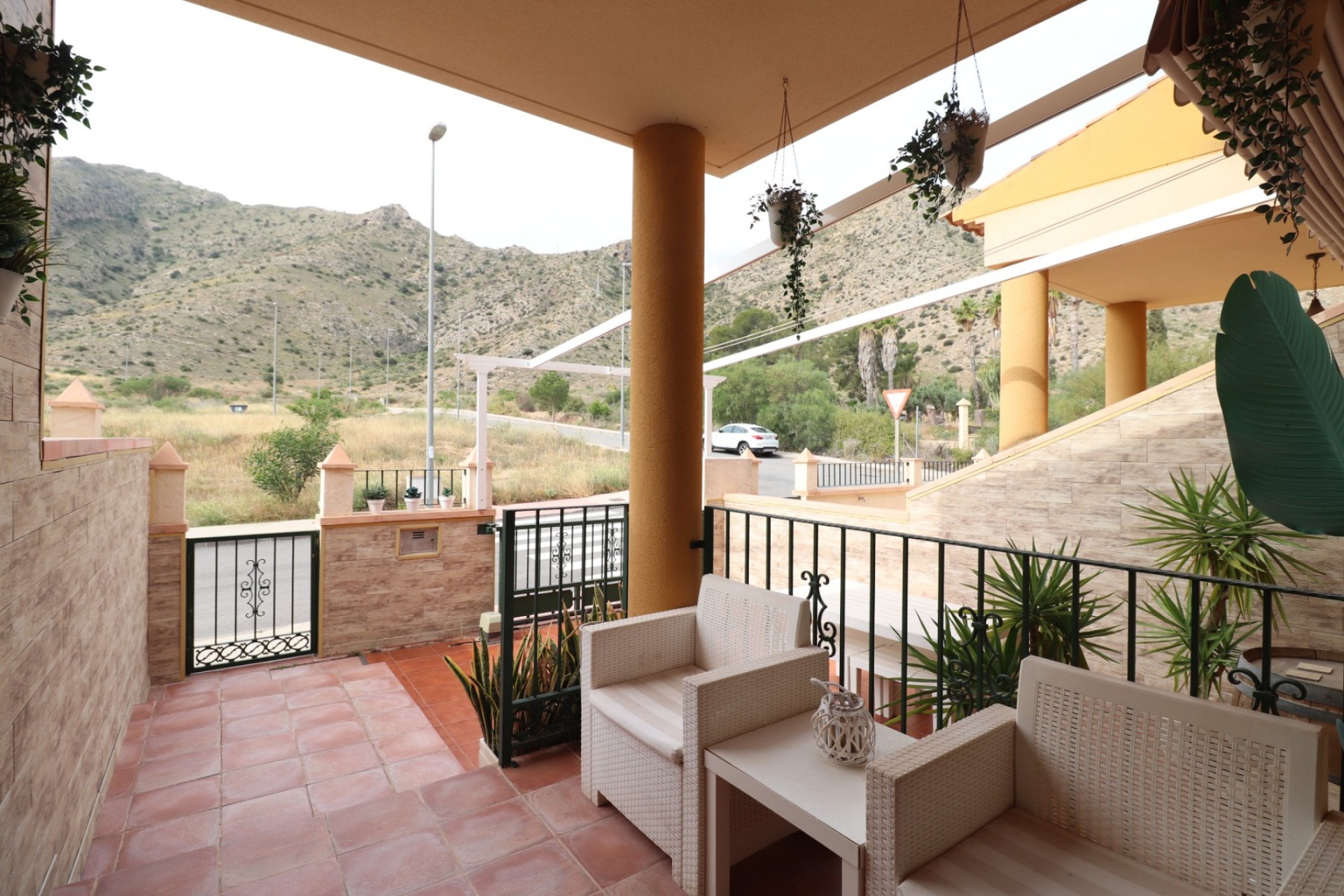 Re-Sale - Townhouse - Cox - Cox - Country