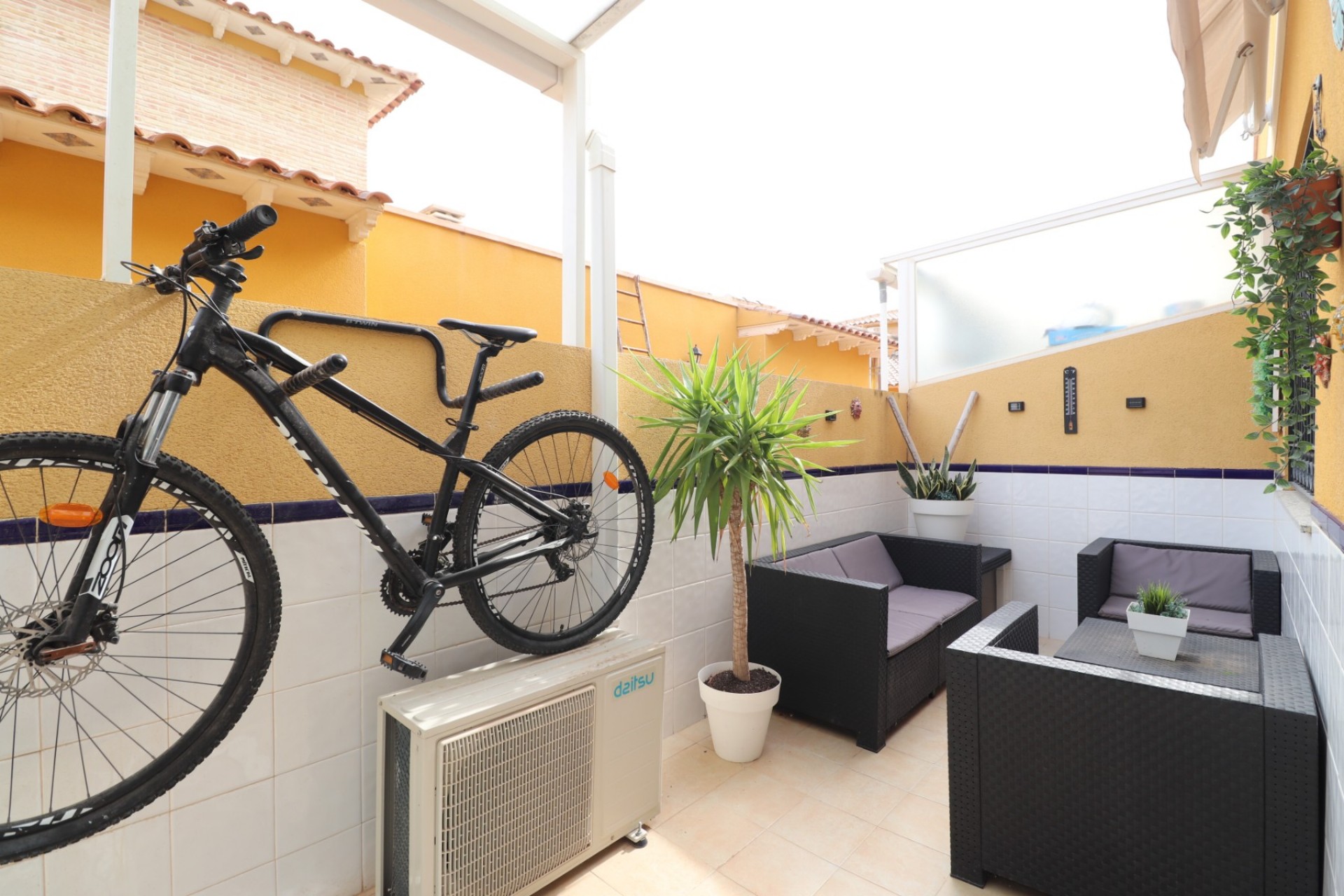 Re-Sale - Townhouse - Cox - Cox - Country