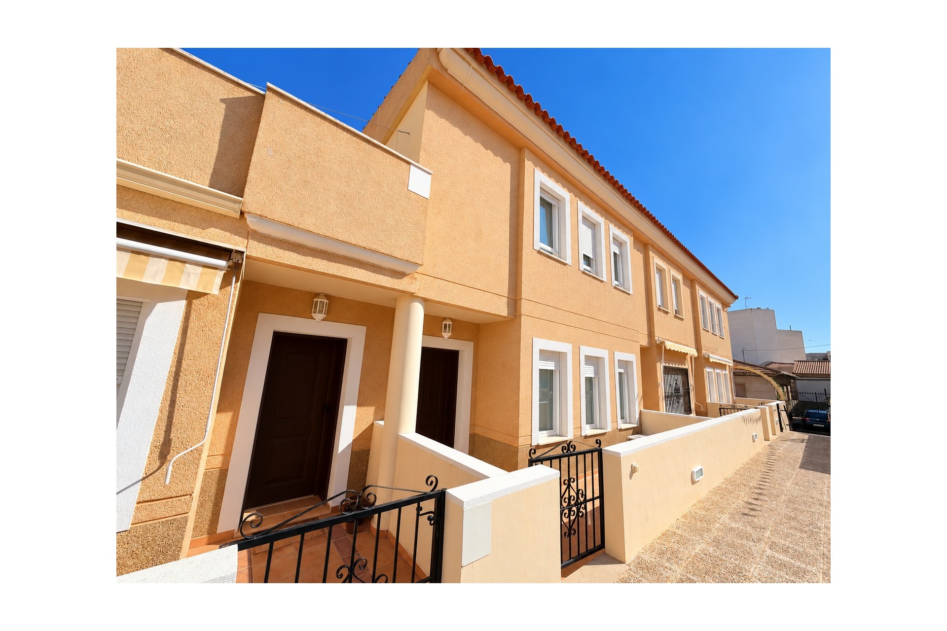 Re-Sale - Townhouse - Daya Nueva - Daya Nueva - Town