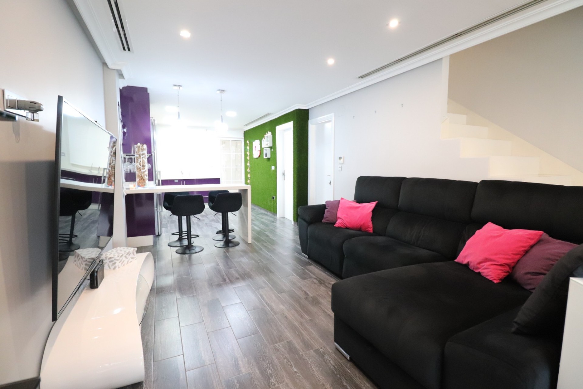 Re-Sale - Townhouse - Redovan - Redovan - Town