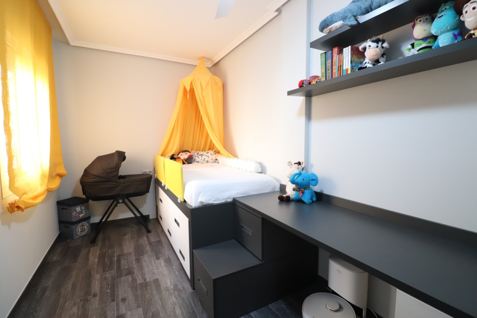 Re-Sale - Townhouse - Redovan - Redovan - Town