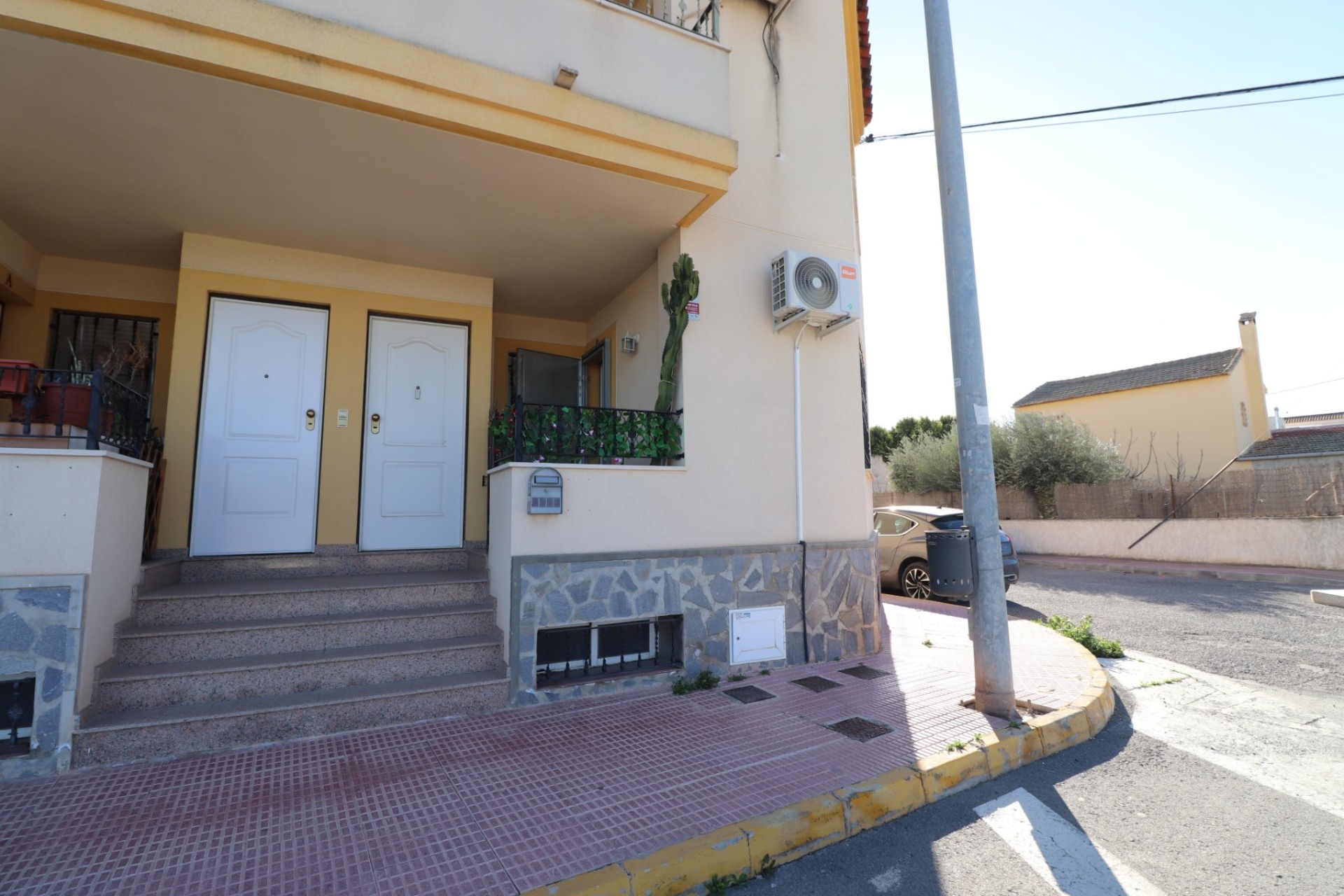 Rental - Apartment - Daya Nueva