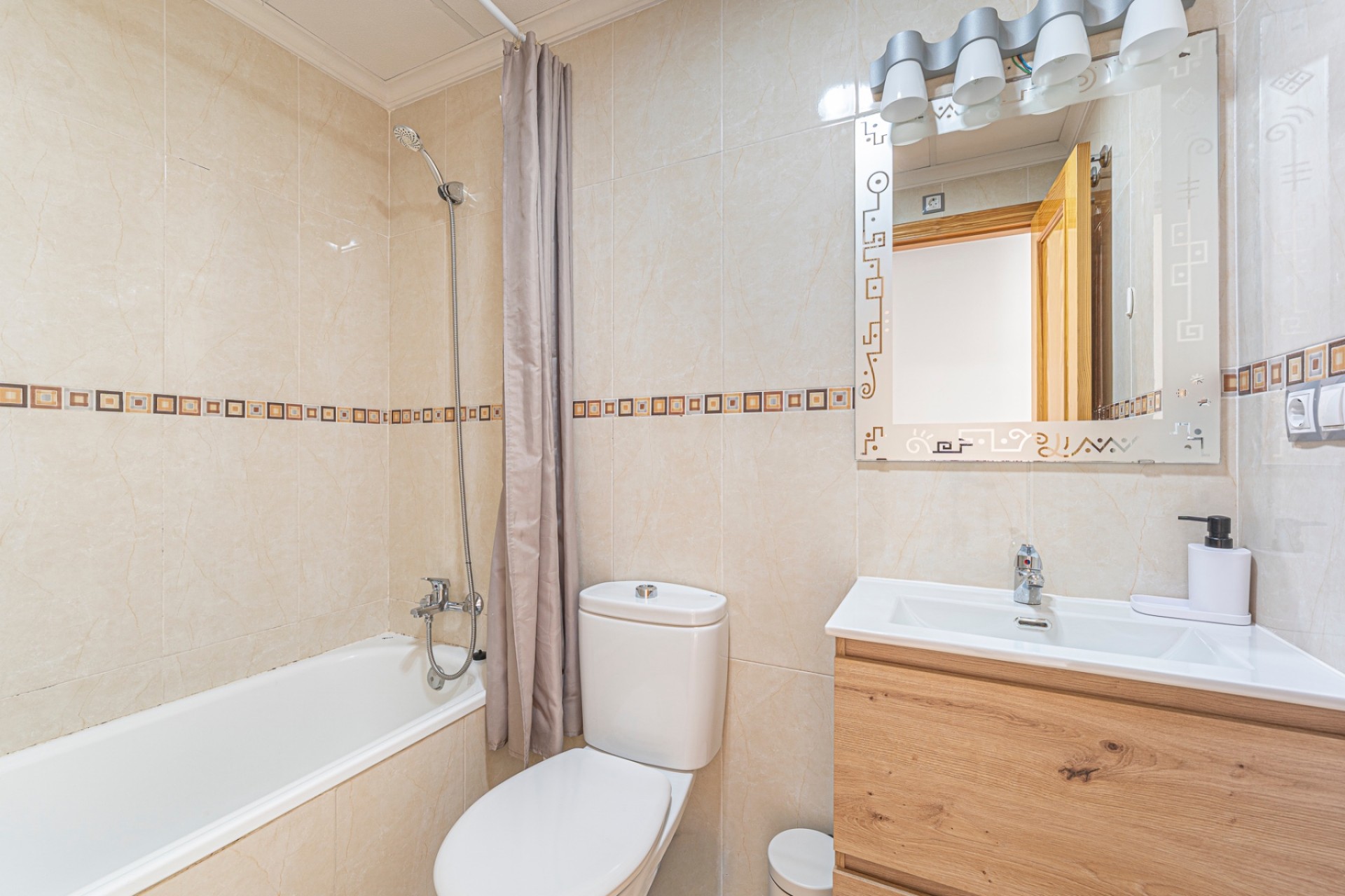 Reventa - Apartamento - Ciudad Quesada - Ciudad Quesada - Pueblo