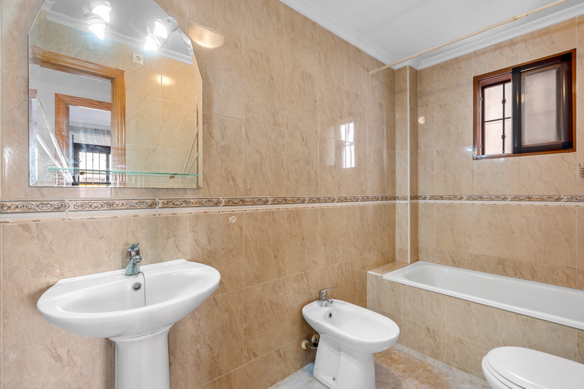 Reventa - Apartamento - Daya Vieja - Daya Vieja - Pueblo