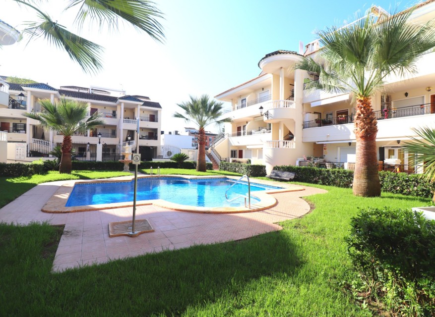 Reventa - Apartamento - Jacarilla - Jacarilla - Pueblo