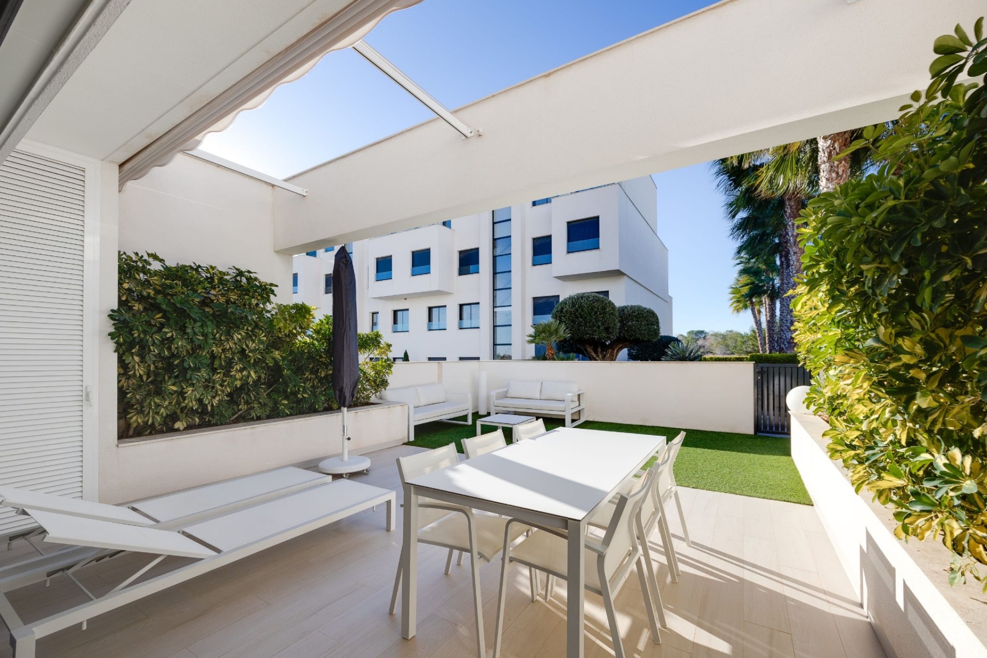 Reventa - Apartamento - Las Colinas Golf Resort