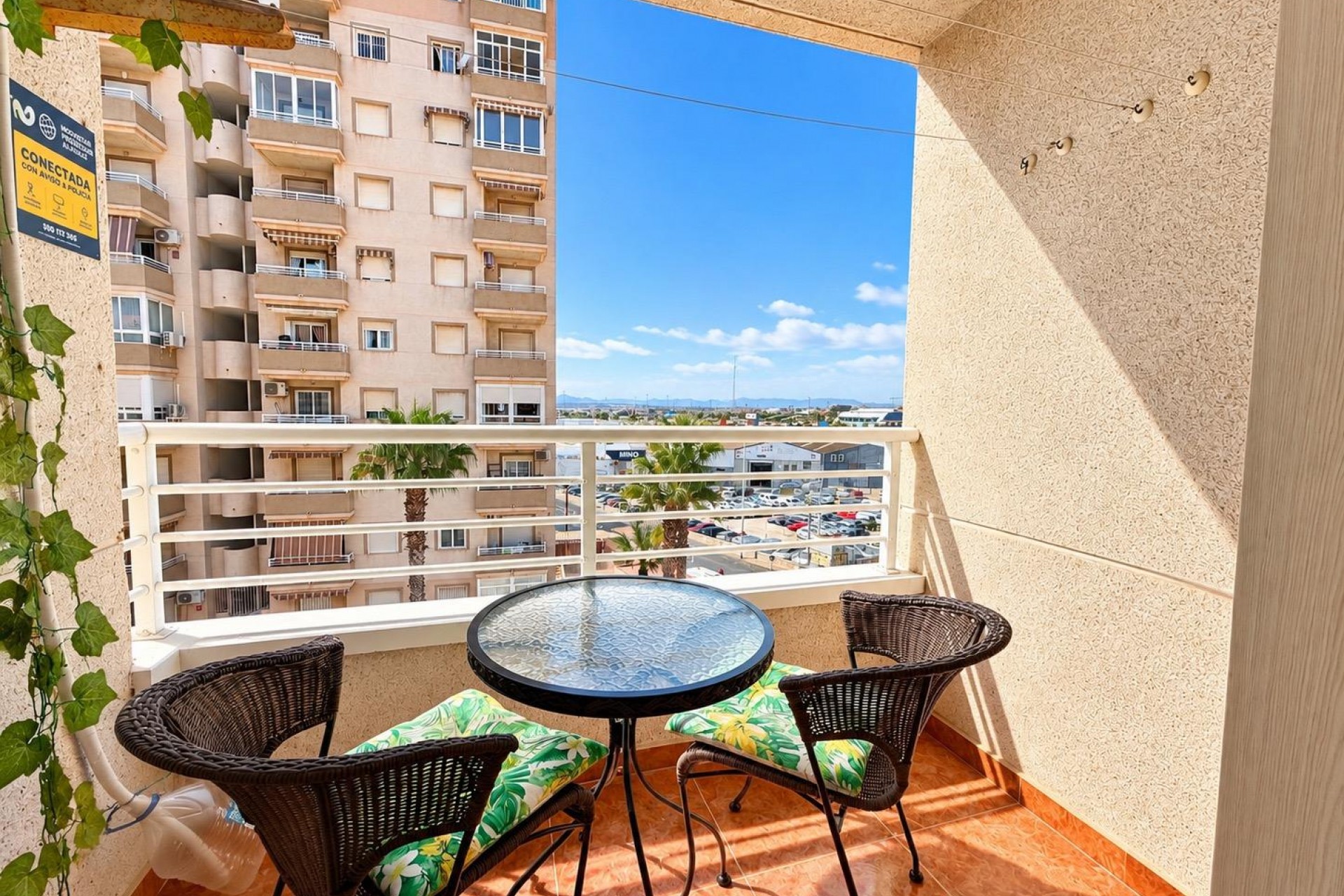Reventa - Apartamento - Torrevieja - Aguas Nuevas