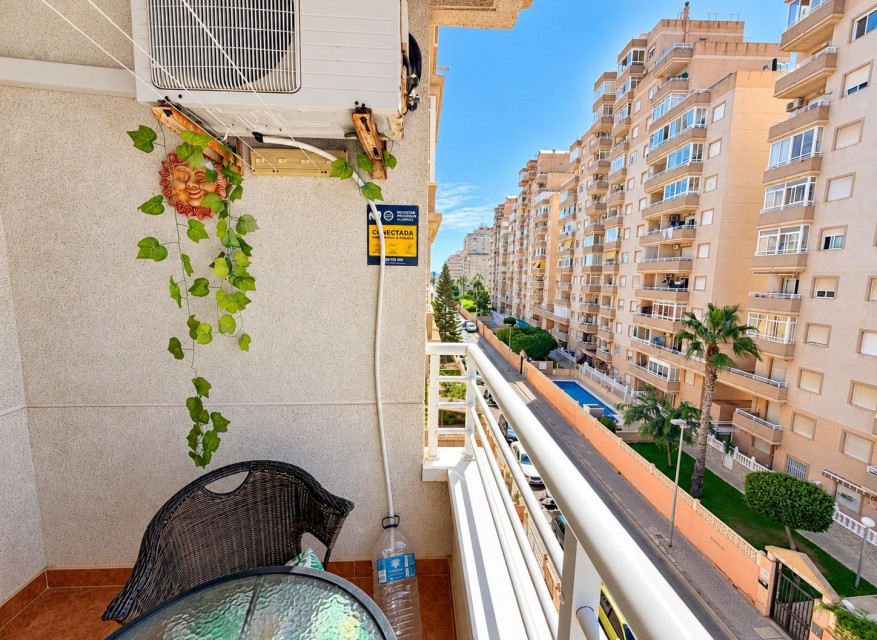 Reventa - Apartamento - Torrevieja - Aguas Nuevas