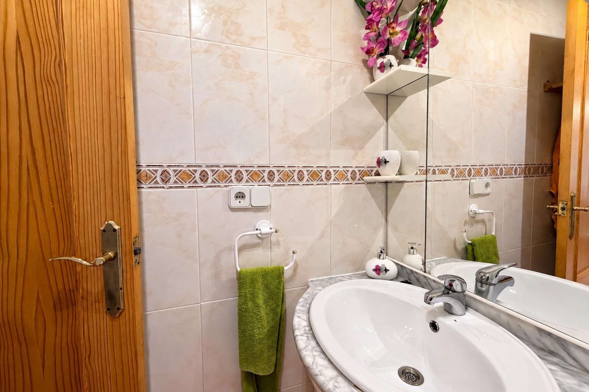 Reventa - Apartamento - Torrevieja - Aguas Nuevas