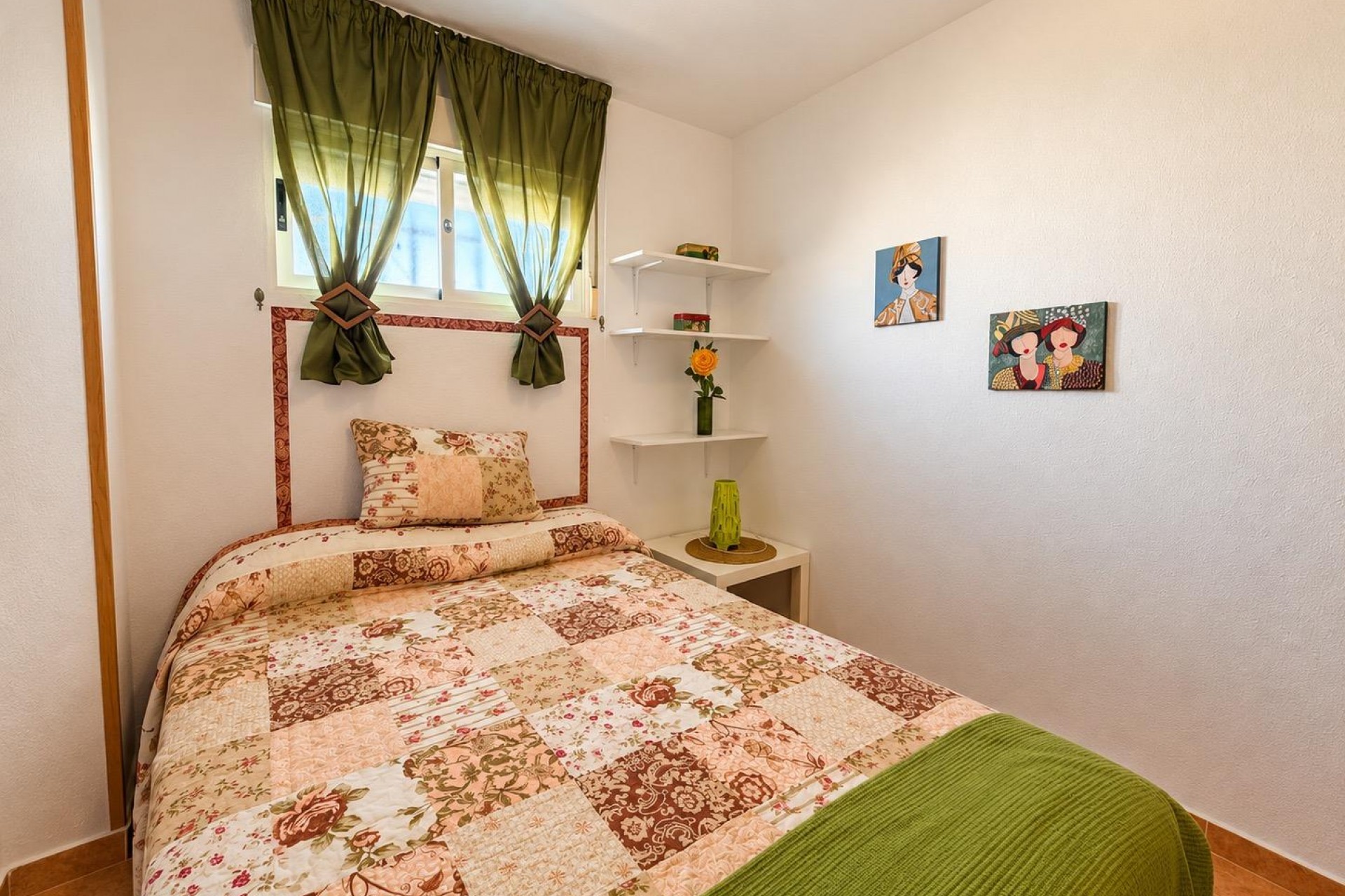 Reventa - Apartamento - Torrevieja - Aguas Nuevas