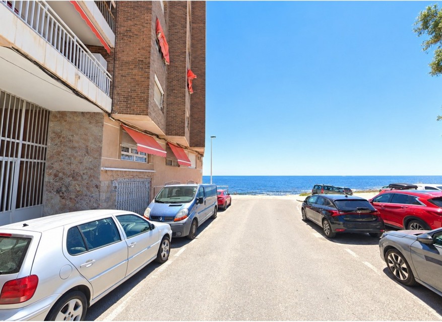 Reventa - Apartamento - Torrevieja - Playa de los Naufragos