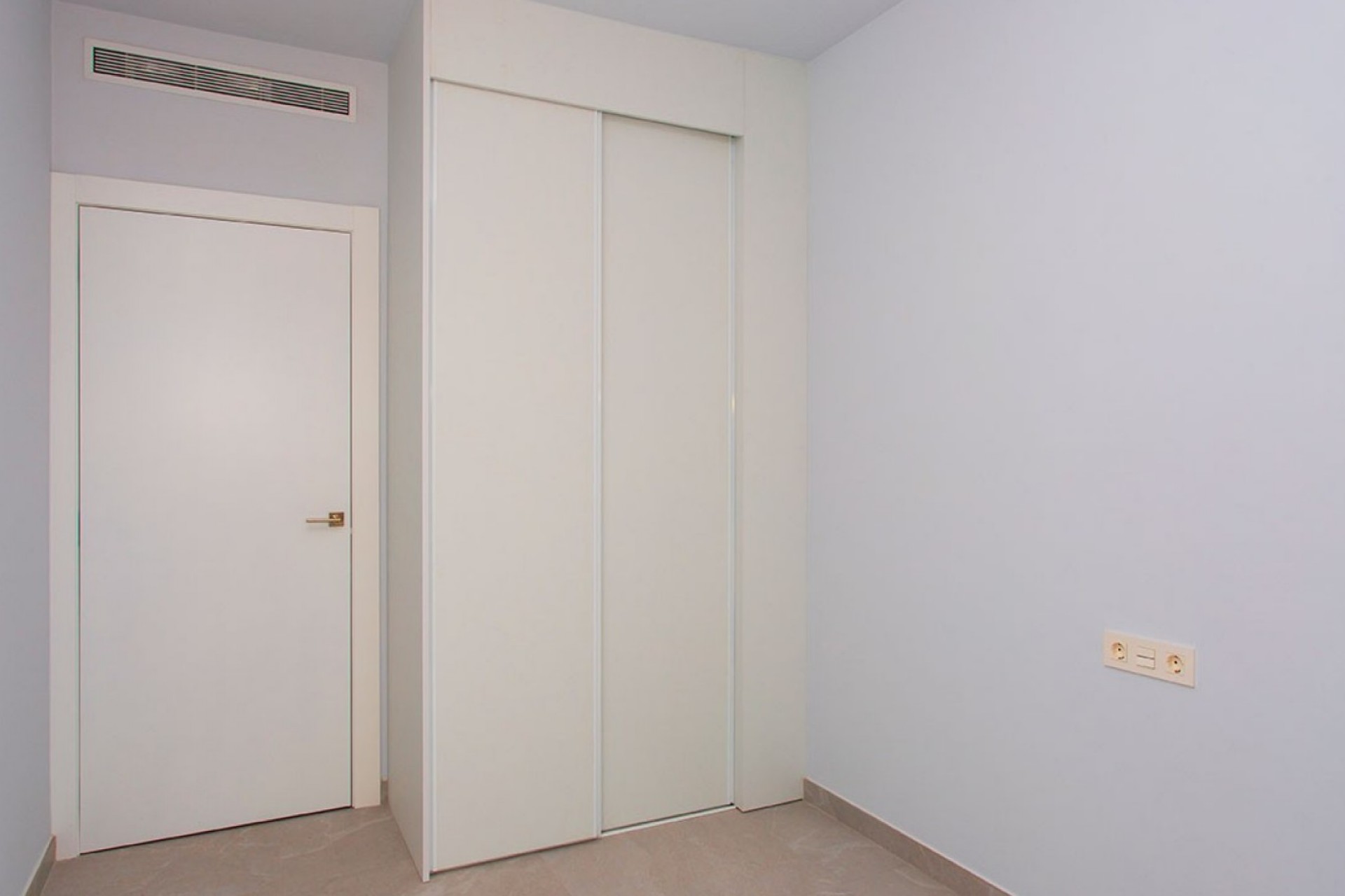 Reventa - Apartamento - Torrevieja - Playa Del Cura