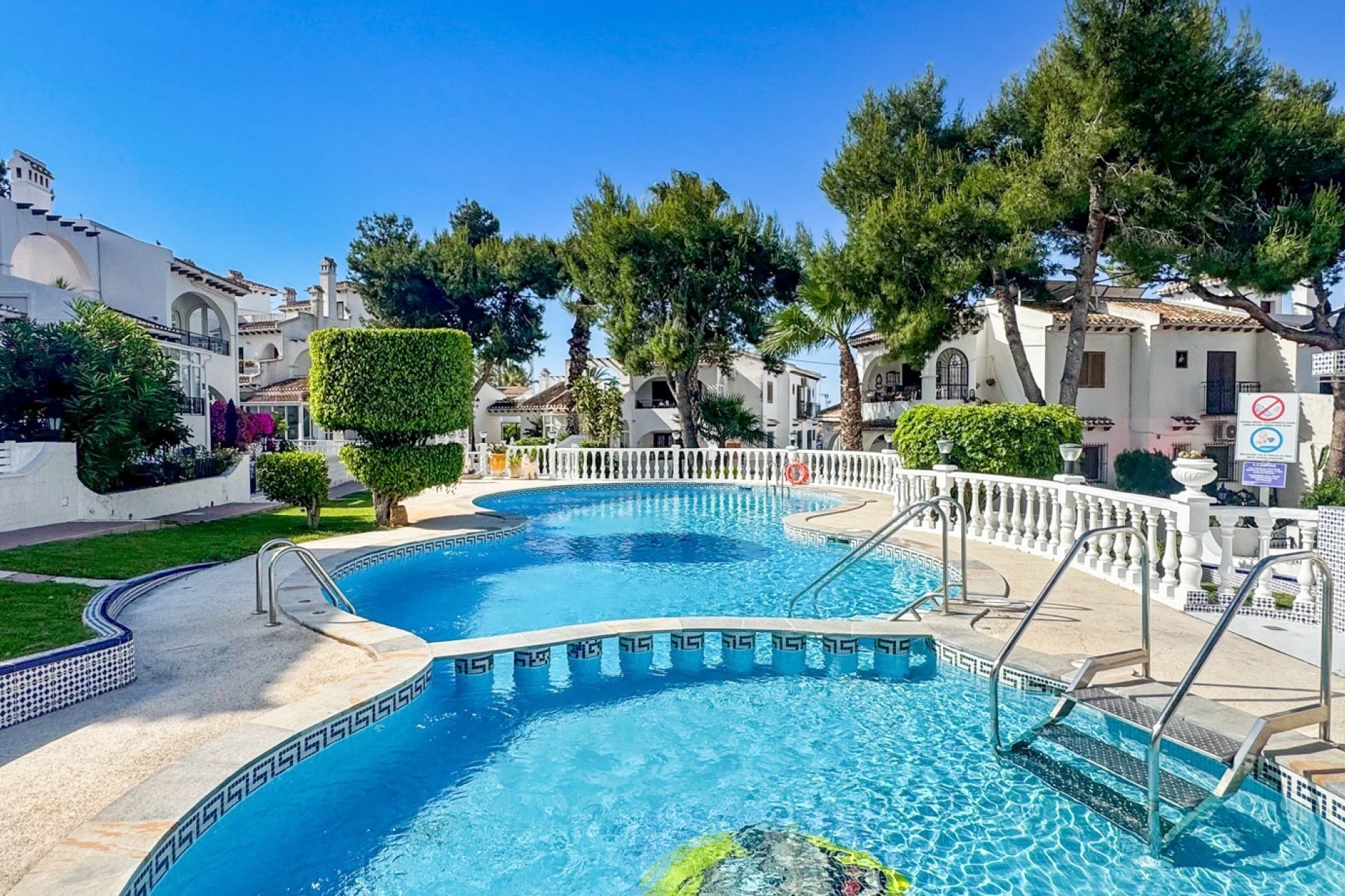 Reventa - Bungalow - Torrevieja - Aguas Nuevas