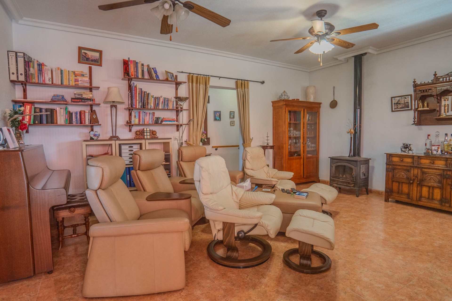 Reventa - Casa de Campo - Orihuela - San Bartolome