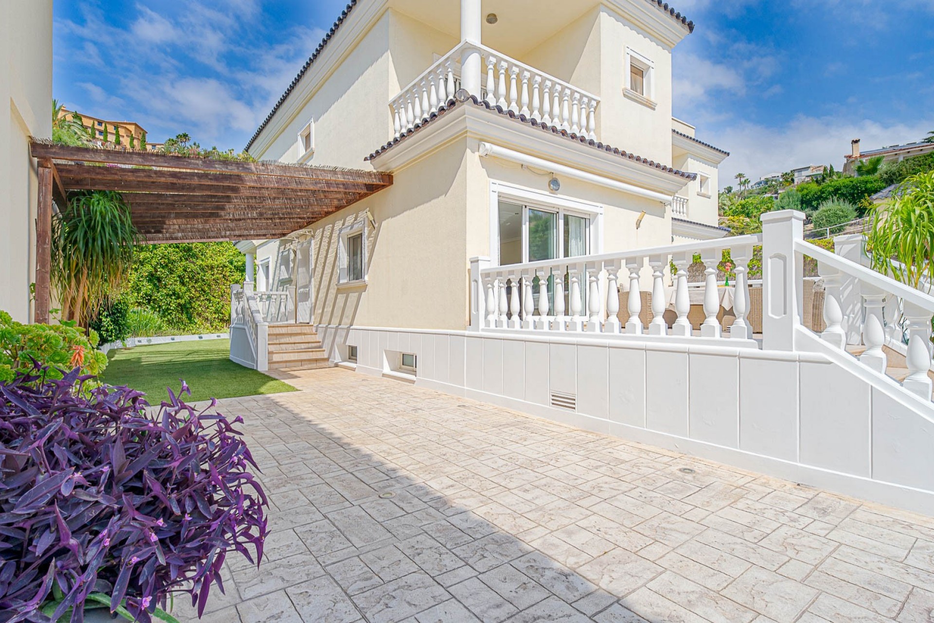 Reventa - Chalet - El Campello - Urb Els Banyets