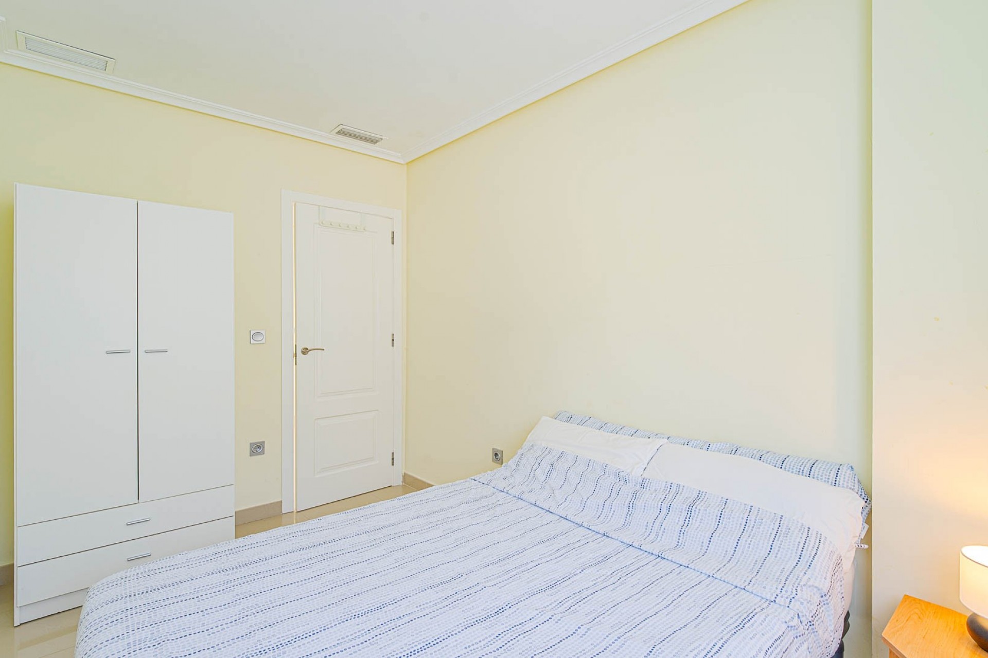 Reventa - Chalet - El Campello - Urb Els Banyets