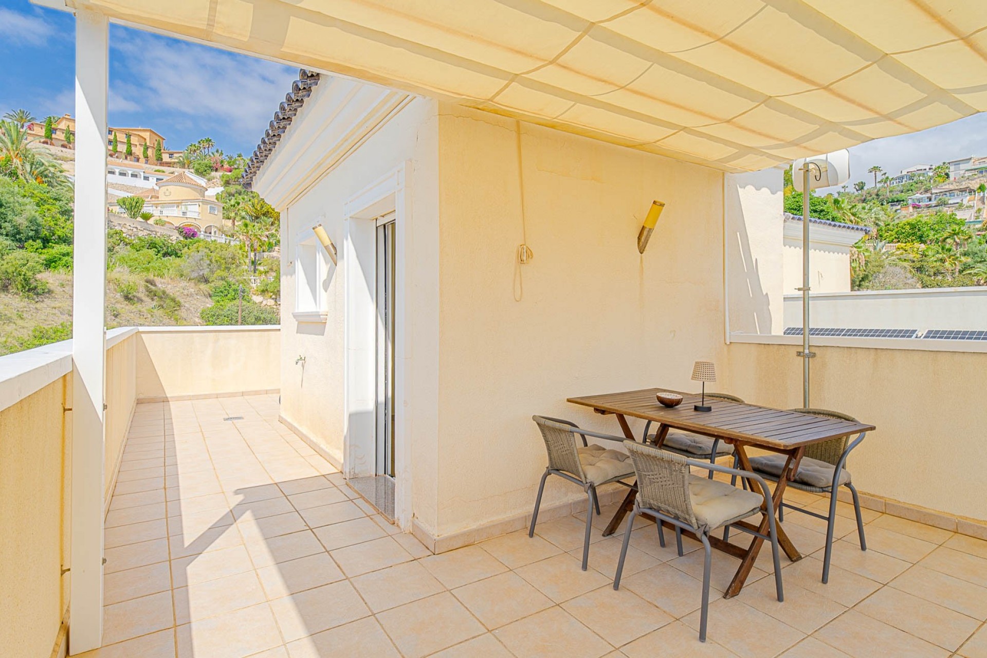 Reventa - Chalet - El Campello - Urb Els Banyets