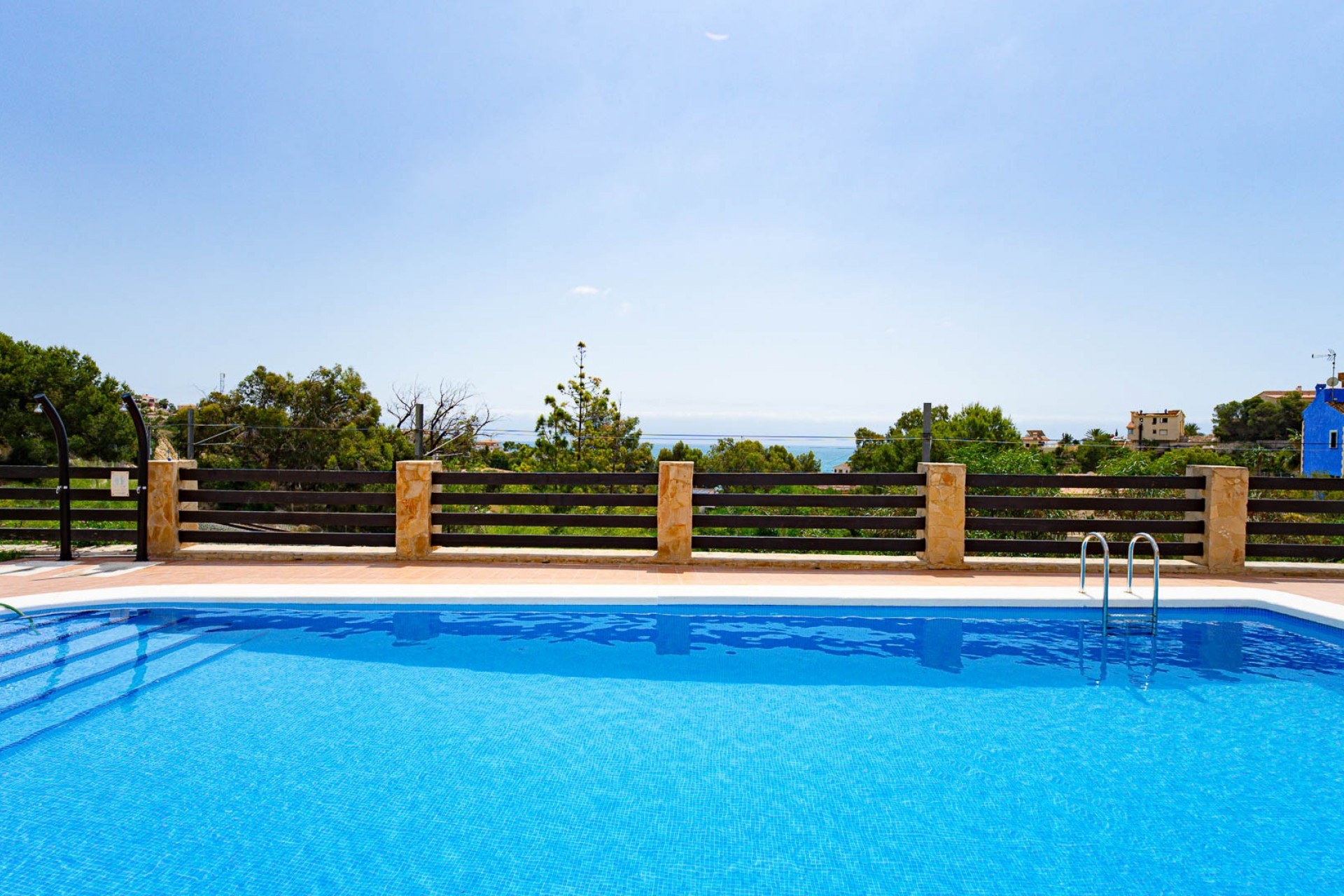 Reventa - Chalet - El Campello - Urb Els Banyets