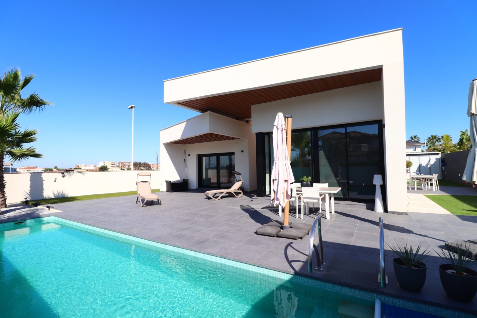 Reventa - Chalet - Formentera del Segura - Fincas de La Vega