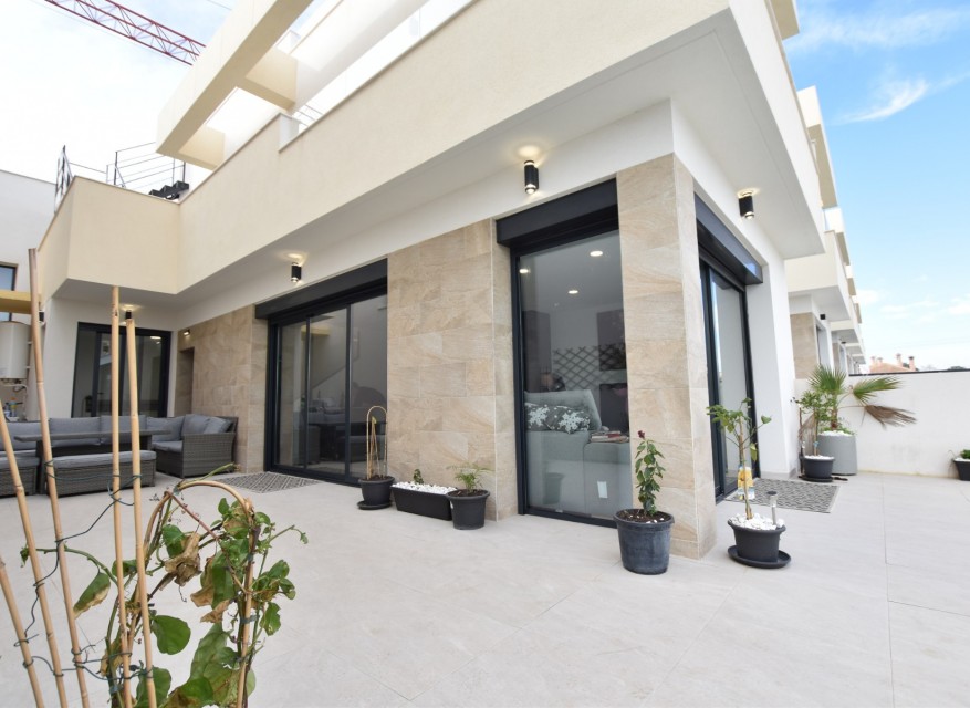 Reventa - Chalet - Los Montesinos - La Herrada