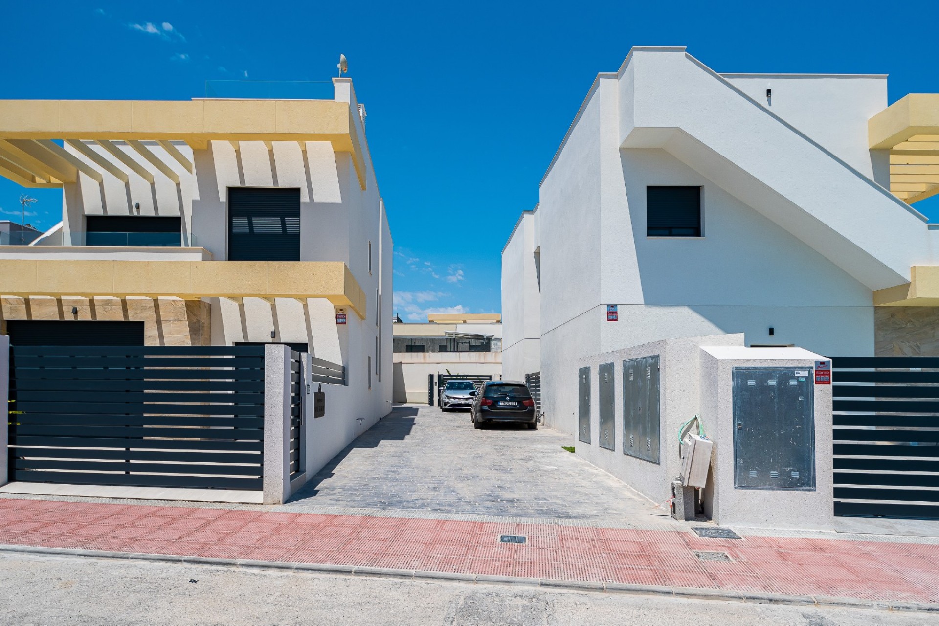 Reventa - Chalet - Los Montesinos - La Herrada