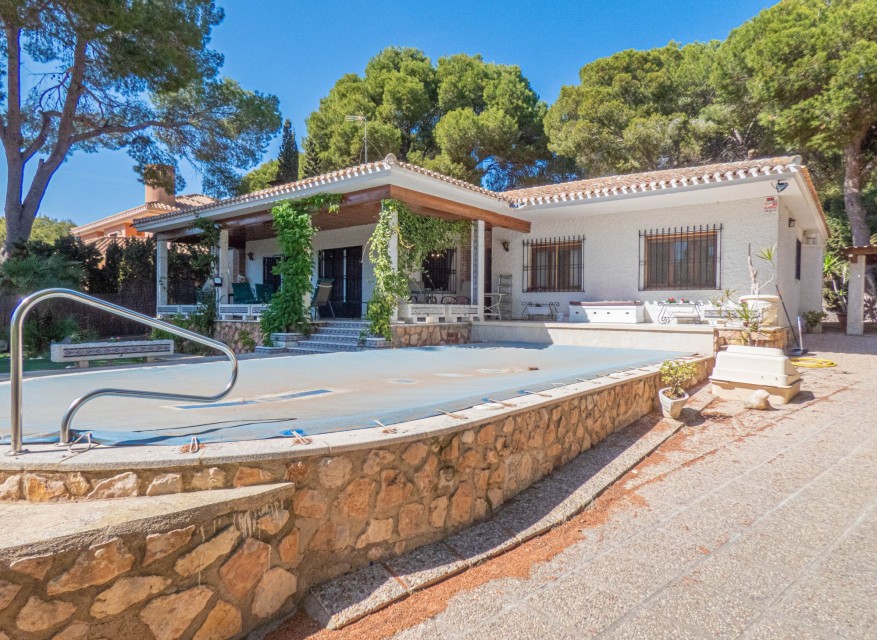 Reventa - Chalet - Orihuela Costa - Dehesa de Campoamor