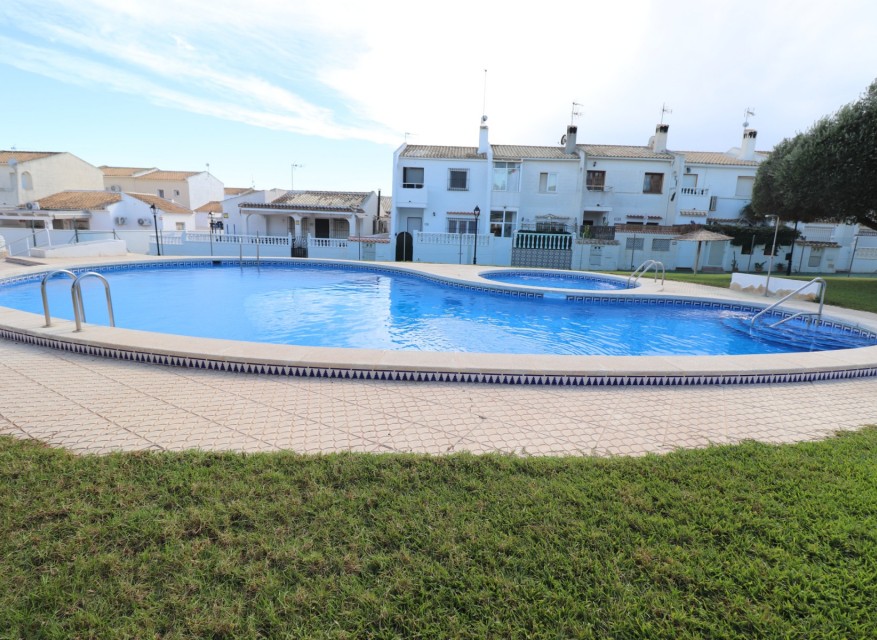 Reventa - Chalet - Orihuela Costa - La Florida