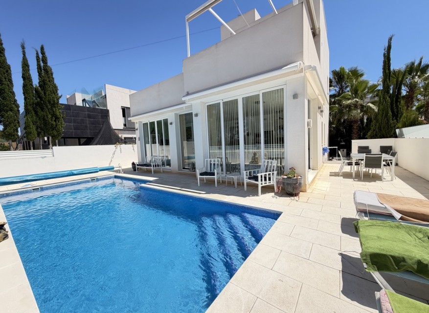 Reventa - Chalet - Orihuela Costa - Mil Palmeras
