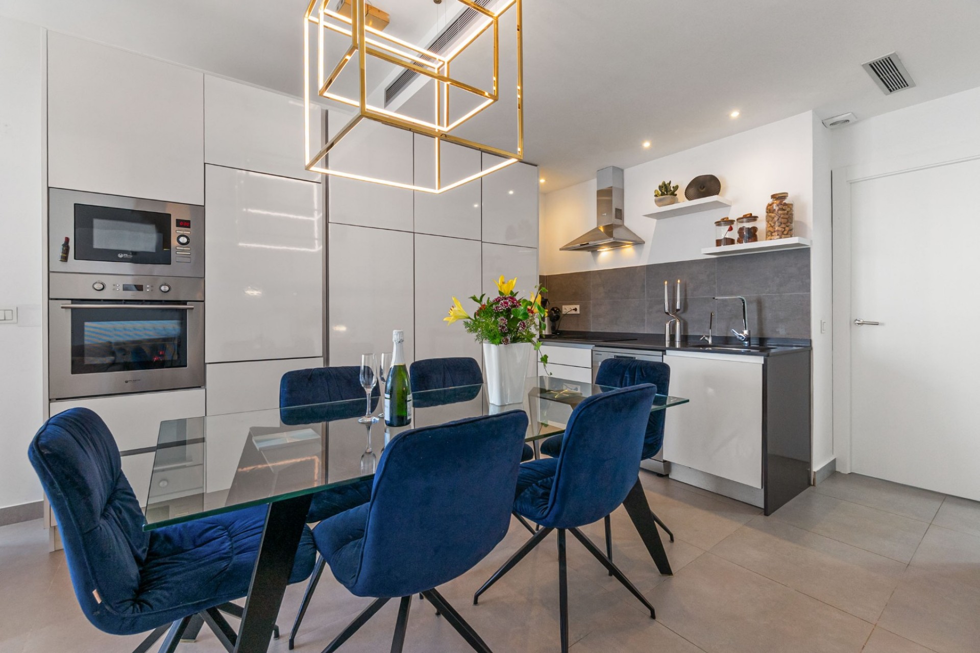 Reventa - Chalet - Orihuela Costa - Villamartin