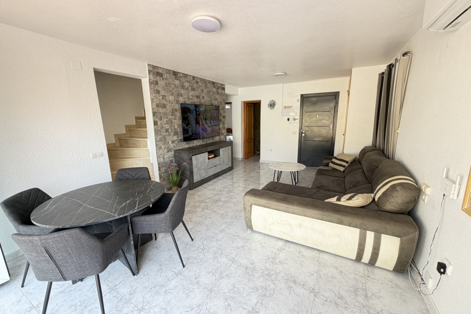 Reventa - Chalet - Orihuela Costa - Villamartin