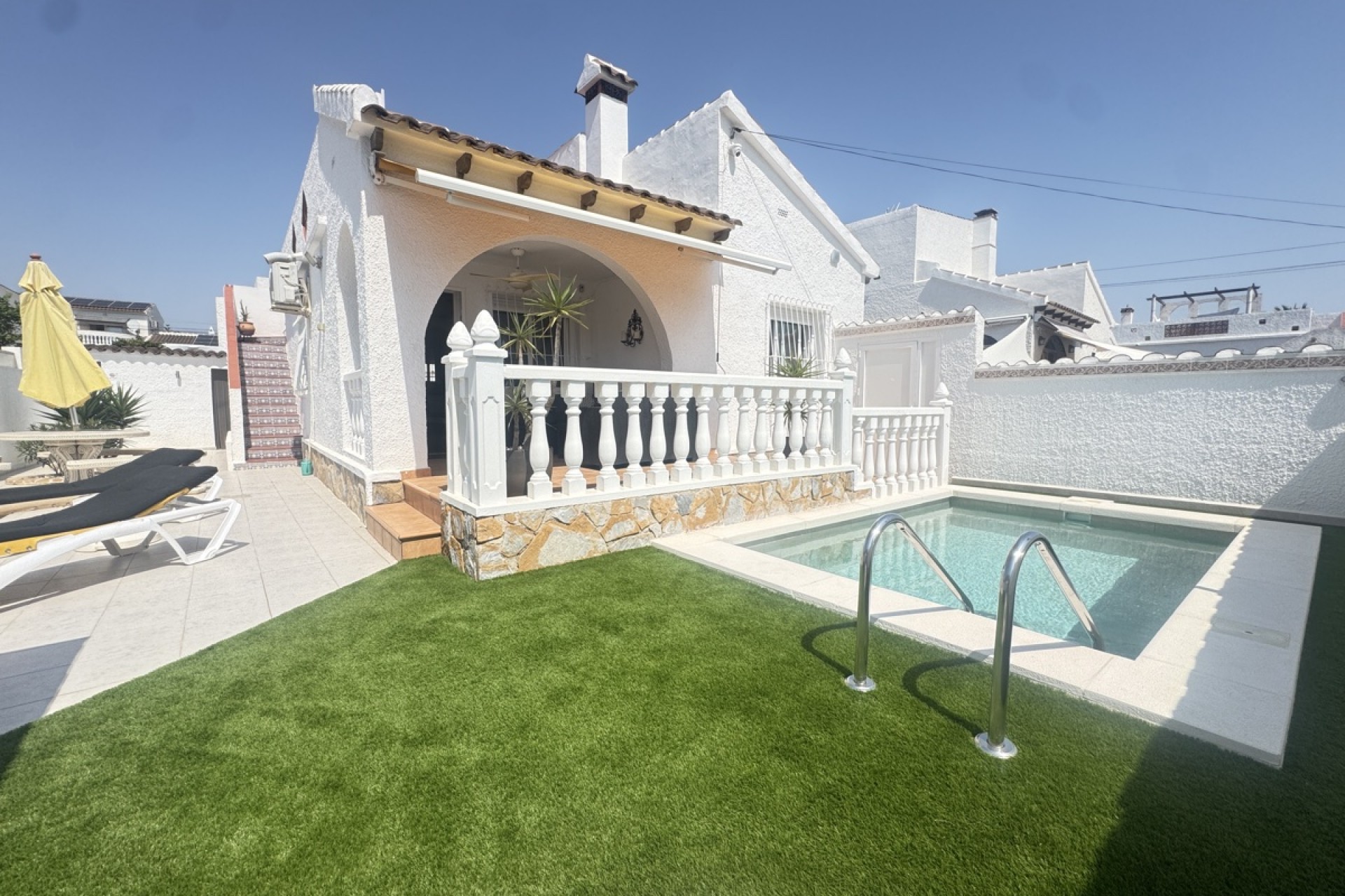 Reventa - Chalet - Orihuela Costa - Villamartin