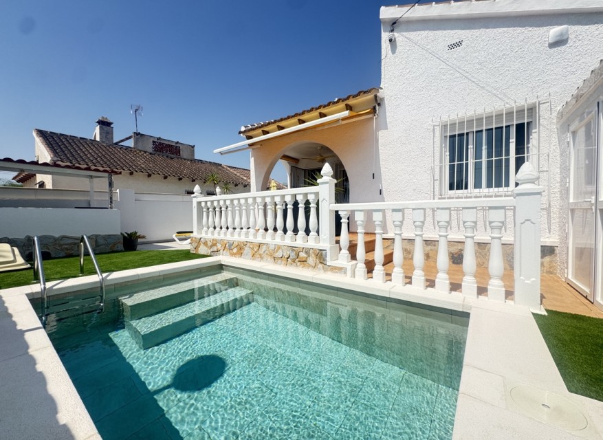 Reventa - Chalet - Orihuela Costa - Villamartin