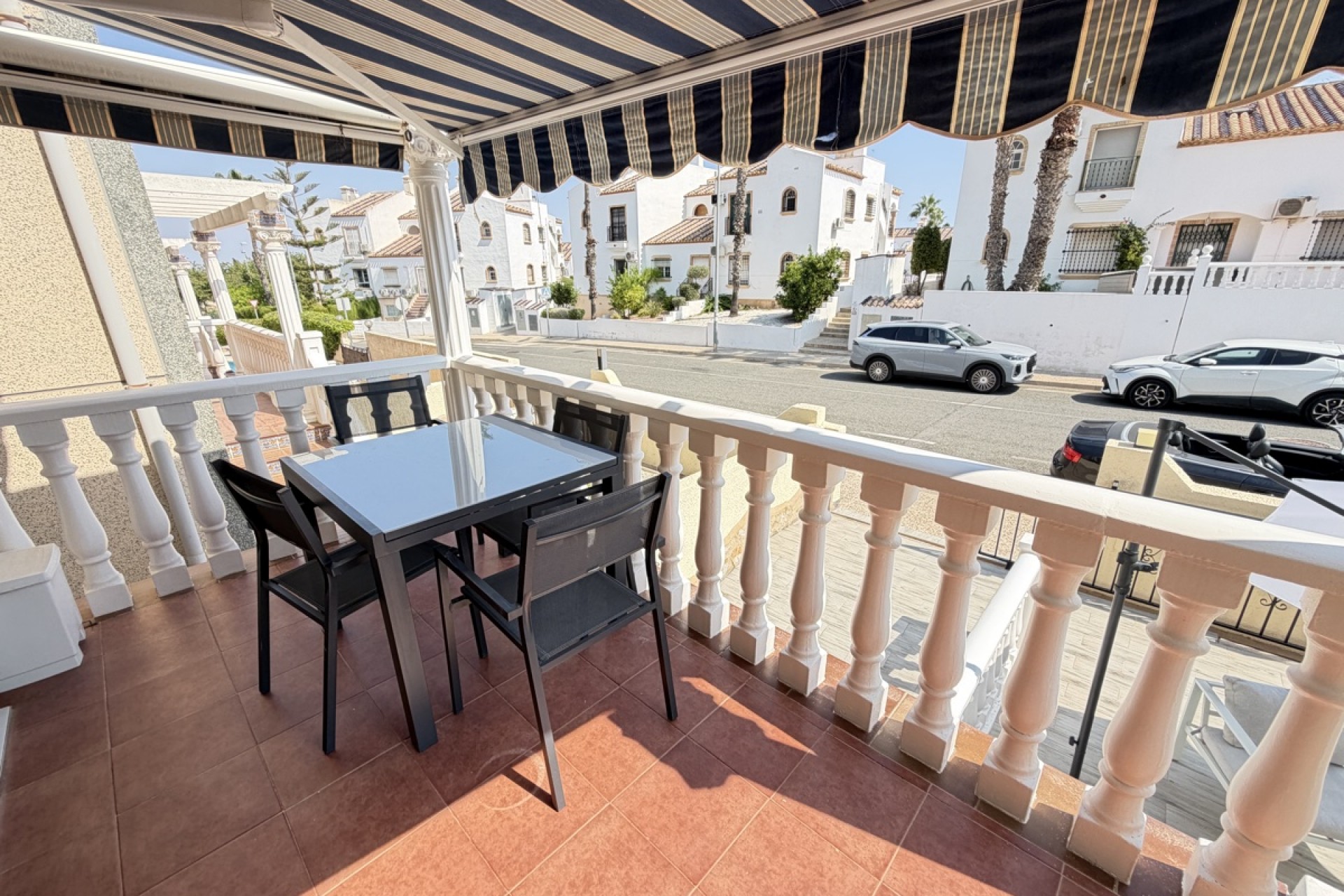 Reventa - Chalet - Orihuela Costa - Villamartin