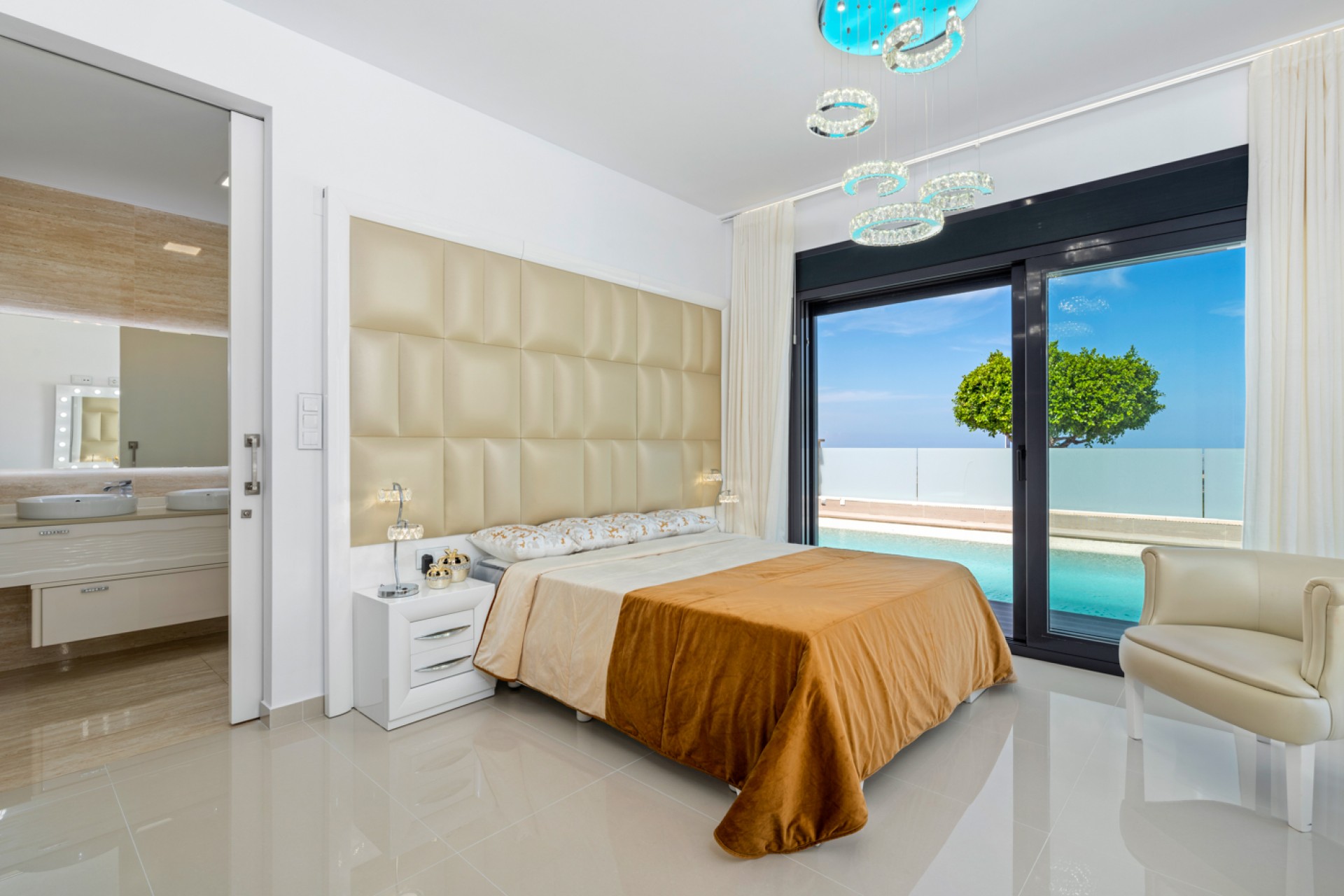 Reventa - Chalet - San Miguel de Salinas - Las Comunicaciones