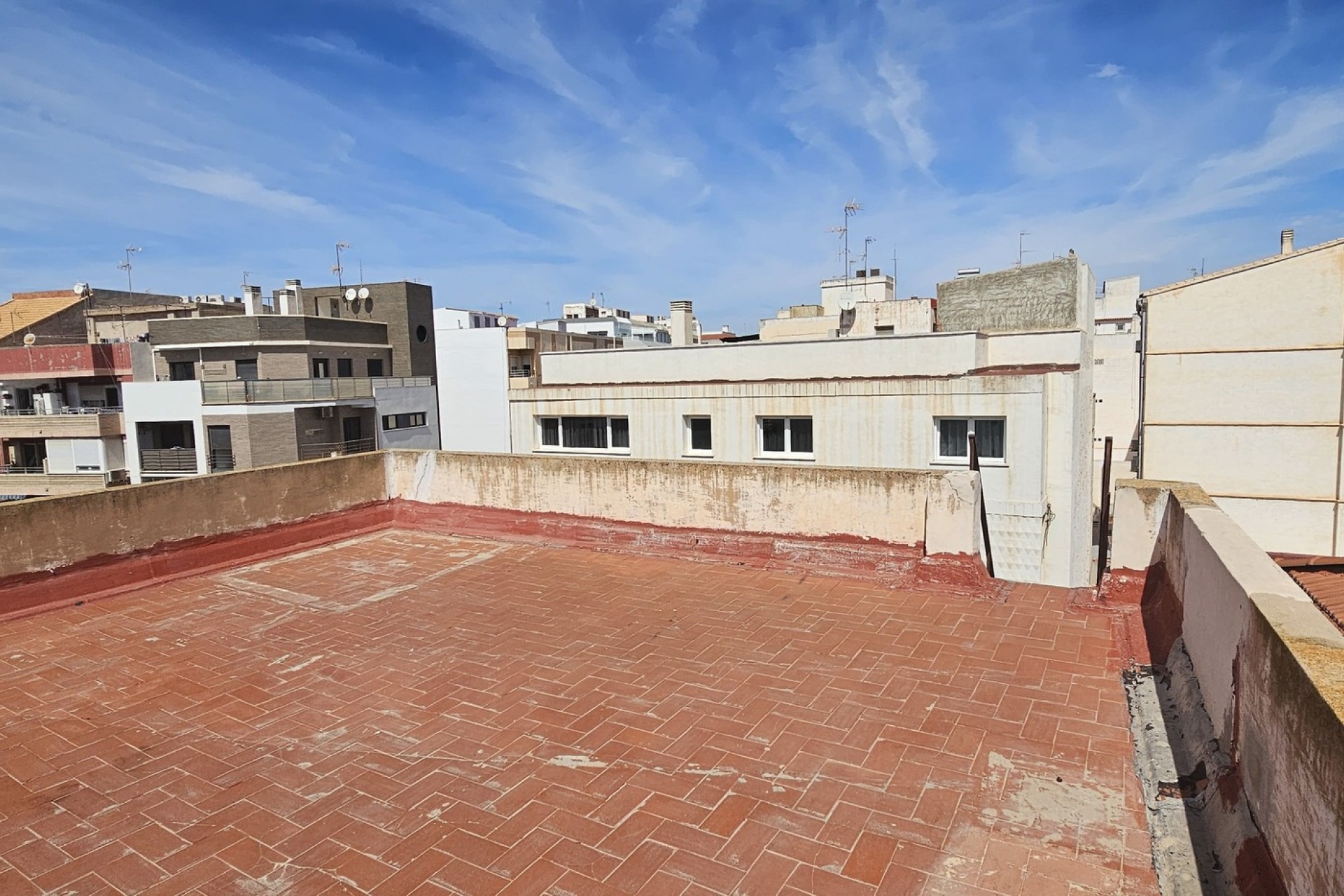 Reventa - Edificio (de uso mixto) - Torrevieja - Torrevieja - Centro