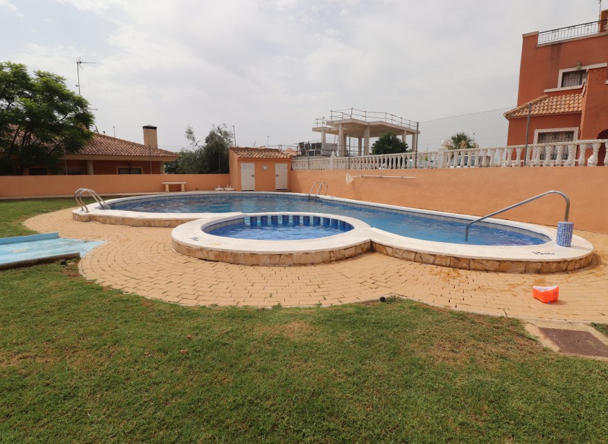 Reventa - Quad Villa - Los Montesinos - La Herrada