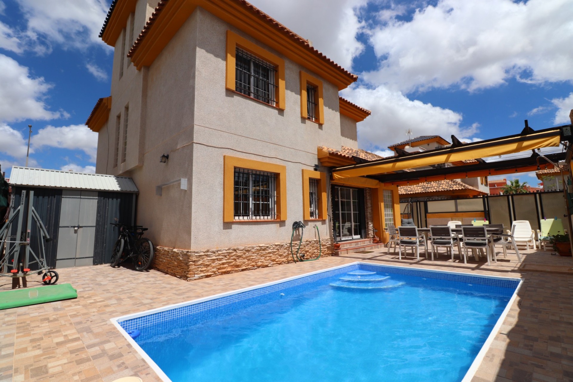 Reventa - Semi Adosado - Los Montesinos - La Herrada