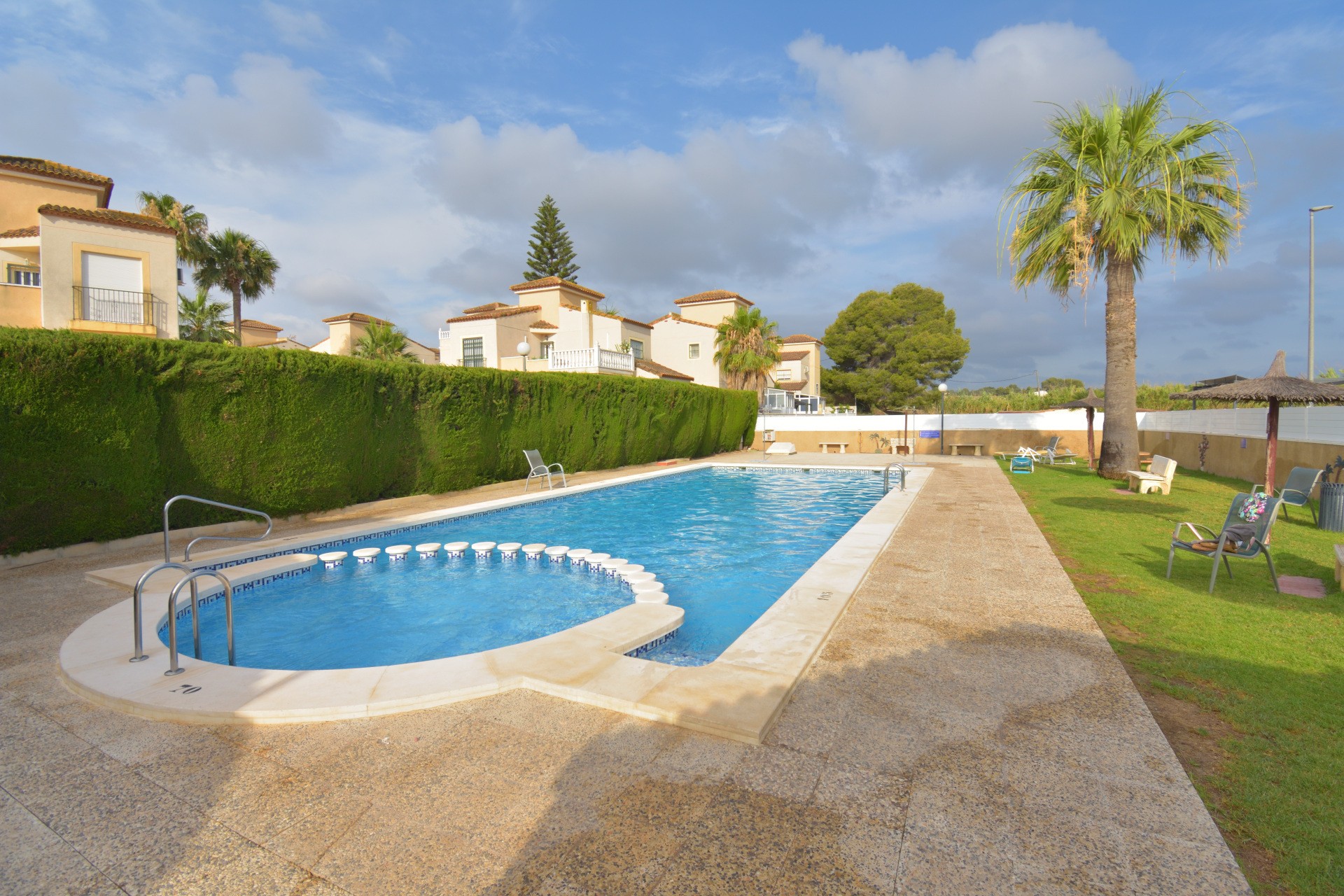 Reventa - Villa Cuádruple - Algorfa - Montebello