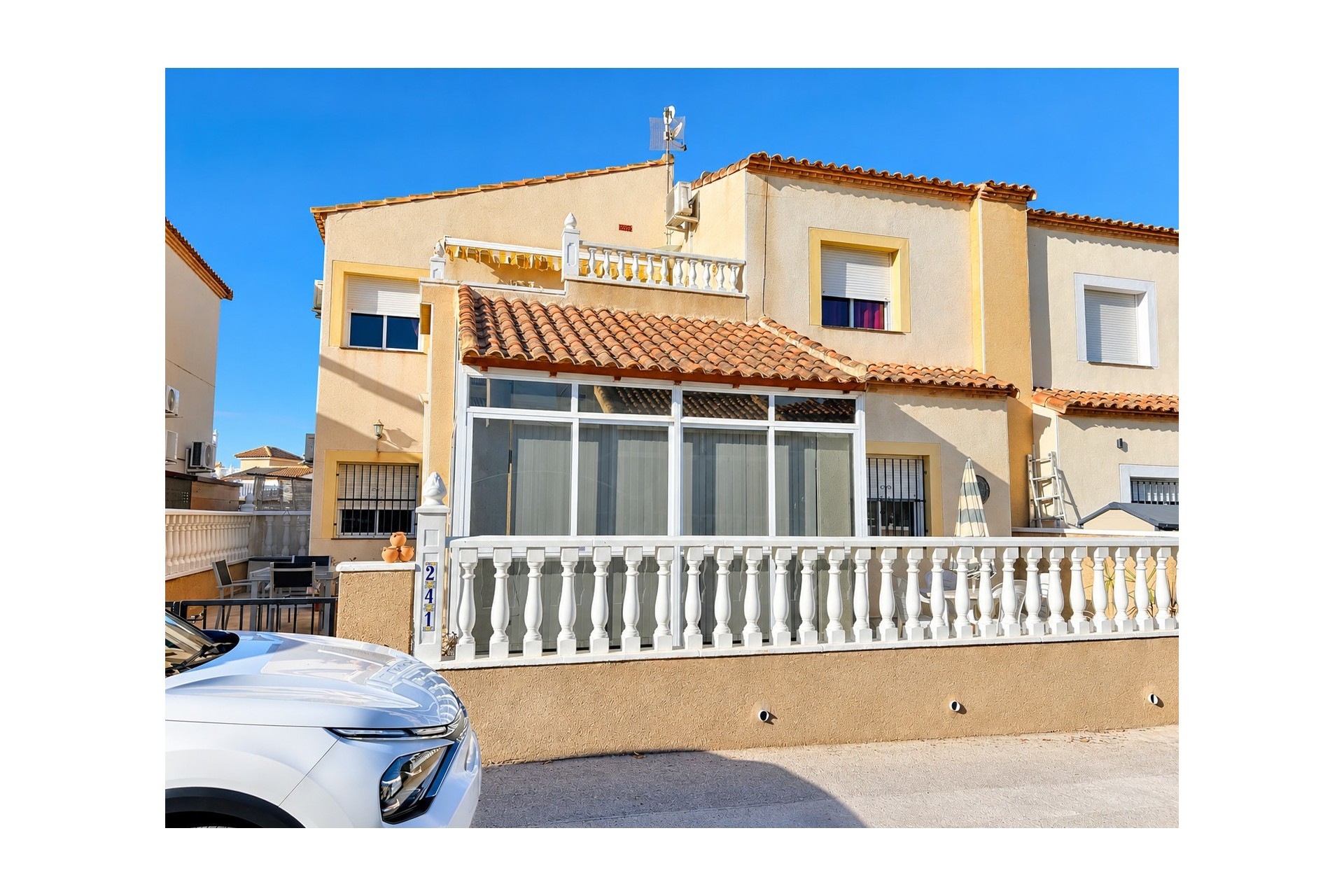 Reventa - Villa Cuádruple - Algorfa - Montebello